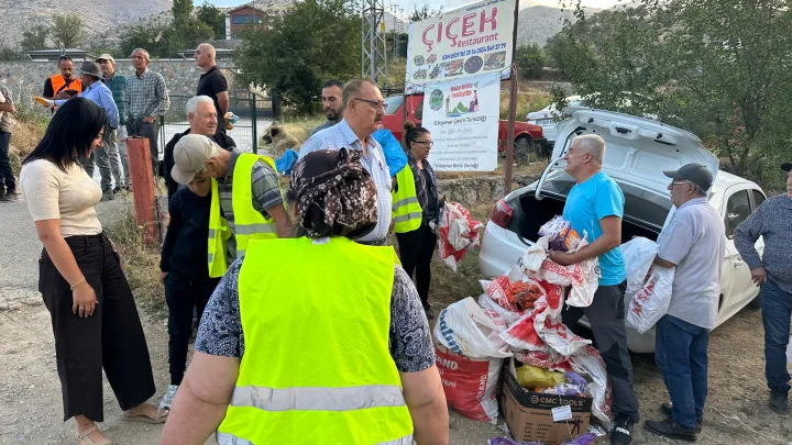 GÖZPINAR’DA GURBETÇİLERDEN ÖRNEK ÇEVRE SEFERBERLİĞİ: 6 YILLIK GELENEK SÜRÜYOR