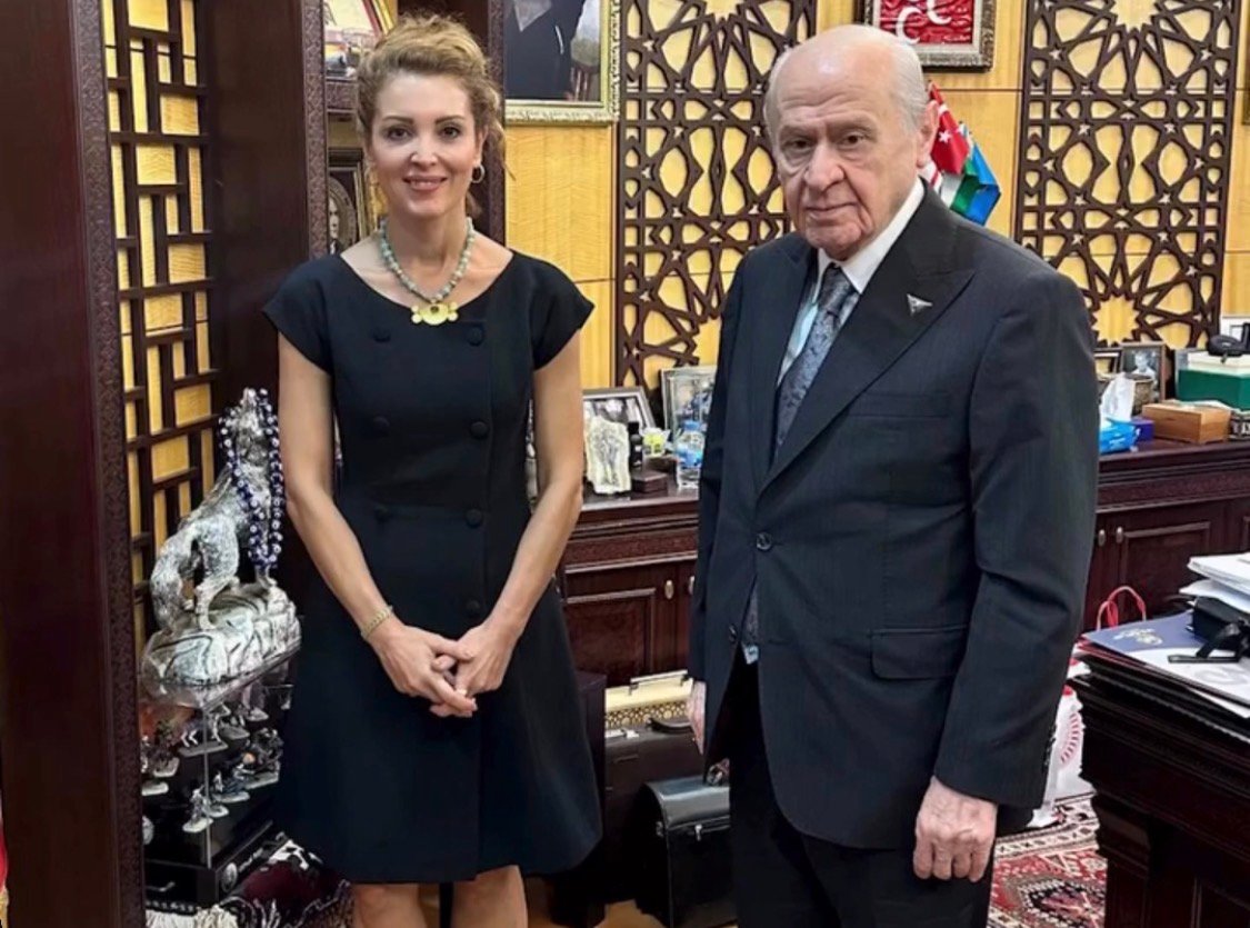 BAHÇELİ’DEN NAGEHAN ALÇI’YA: "ÖCALAN, İMRALIDA İNŞA EDİLEN 250 METREKARELİK VİLLAYI STATÜ GEREKÇESİYLE REDDEDİYOR"