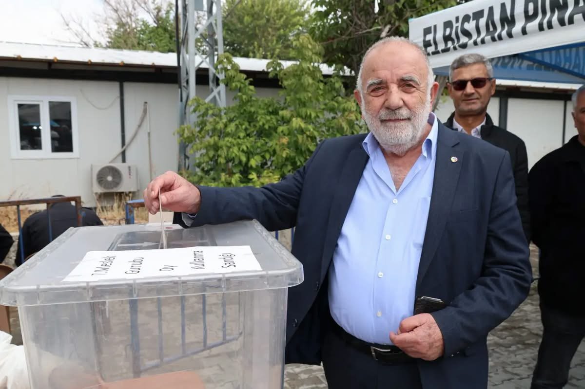 ELBİSTAN TİCARET VE SANAYİ ODASI'NDA SANDIKLAR KAPANDI: YENİ MECLİS ÜYELERİ BELİRLENDİ